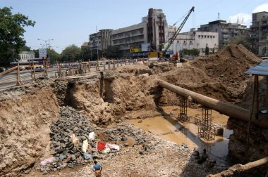 Bombay Mumbai, Maharashtra, Hindistan 'da metro inşa edildi. 