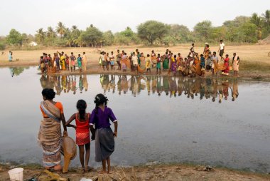 Balık festivali, Ponnamaravathy, Pudukkottai, Tamil Nadu, Hindistan 