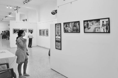 Jagdish Agarwal fotoğraf sergisi, Cihangir Sanat Galerisi, Mumbai, Maharashtra, Hindistan, Asya