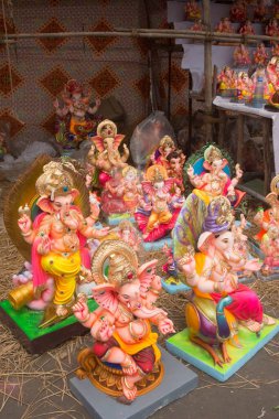 Ganesha İdolleri satılık, Pune, Maharashtra, Hindistan, Asya 