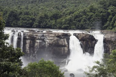 Vazhachan şelalesi; Athirapally; Kerala; Hindistan