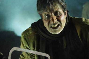 Bollywood oyuncusu Amitabh Bachchan 'ın Ram Gopal Varma ki Aag filminde 