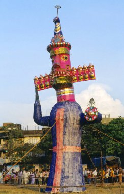 Dassera, Hindistan 'ı Kutlayan Hint Halkı 