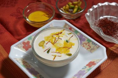 Rabdi Kesar Pista Kulfi, Hindistan, Asya