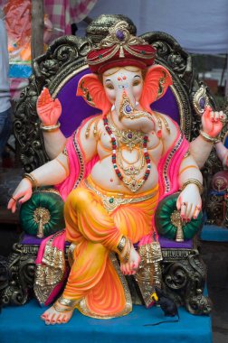 Ganesh Pune Maharashtra 'nın Hindistan' daki idolü.