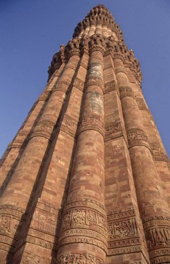 Kutub Minar; Delhi; Hindistan