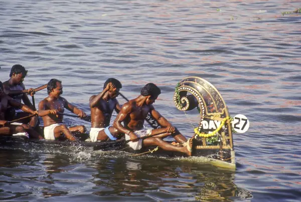 stock image Nehru Boat Race Festivals ; the onam Snake Boat Race ; jalostavam for Haripad Subramanya Temple ; Alappuzha ; Kerala ; India