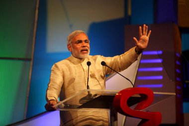 Gujarat başbakanı Narendra Modi, CNBC-TV18 Hindistan İş Lideri Ödülü 'nde büyük iş adamları toplantısına seslendi: Bombay Mumbai; Maharashtra; Hindistan 