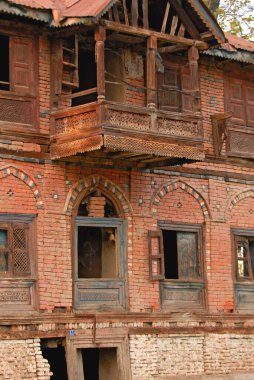 Terk edilmiş ev, Sopore, Baramulla, Srinagar, Jammu ve Kashmir, 8 Nisan 2008 