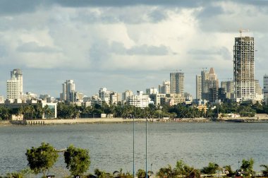 Mahim khadi deresinin görünümü; Bombay şimdi Mumbai; Maharashtra; Hindistan