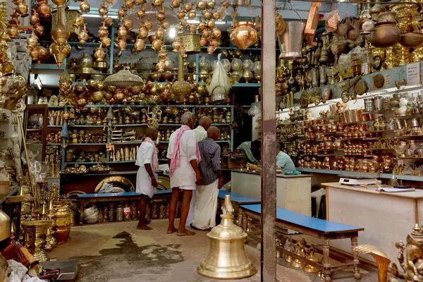 stock image Brass statue shop, varanasi, uttar pradesh, india, asia 