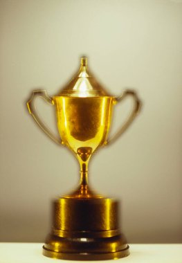 Zafer konsepti, altın kupa