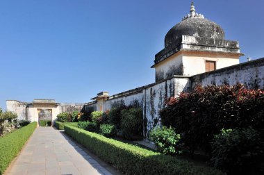 Bir Padmini sarayın bahçesi Chittorgarh Rajasthan Hindistan Asya 