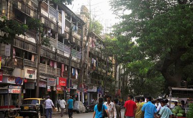 Eski bina, Chawl Parvarti, Grant Yolu, Bombay Şimdi Mumbai, Maharashtra, Hindistan 