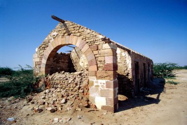 Eski İngiliz Dinlenme Evleri, Jhinjhuwada, Gujarat, Hindistan