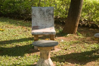 Dinlenme yeri ve sabah gölgesi Varun çiftliği, Usarli köyü, taluka Panvel, Maharashtra, Hindistan 