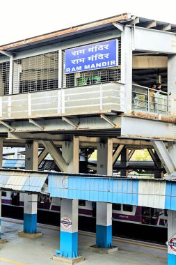 Ram Mandir Tren İstasyonu, Mumbai, Maharashtra, Hindistan, Asya 