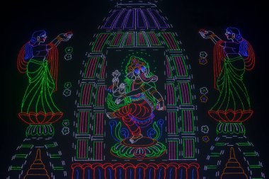 Aydınlatılmış Lord Ganesha Dansı, Pune, Maharashtra, Hindistan, Asya