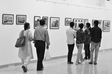 Jagdish Agarwal fotoğraf sergisi, Cihangir Sanat Galerisi, Mumbai, Maharashtra, Hindistan, Asya