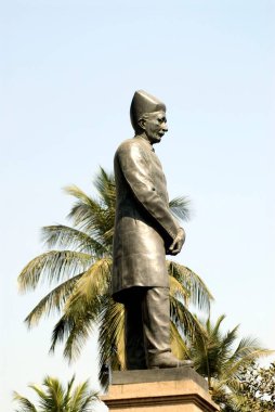 Sir Dinshaw Edulji Wacha 'nın heykeli, Bombay Mumbai, Maharashtra, Hindistan 