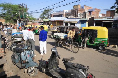 Pazar Caddesi, Agra, Uttar Pradesh, Hindistan 'ın gündüz çekimi.