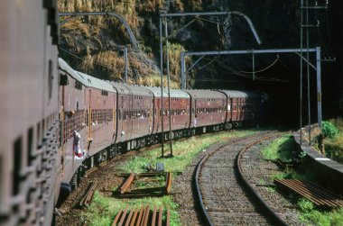 Tren yolu, Hindistan, Asya