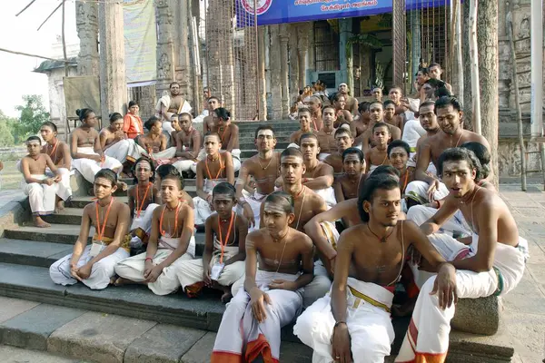 Estudantes Escola Védica Templo Chidambaram Nataraja Chidambaram Tamil Nadu Índia — Fotografia de Stock
