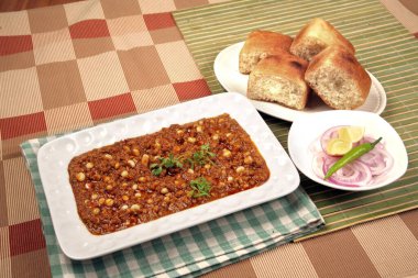 Punjabi Yemekleri - Keema Bharta