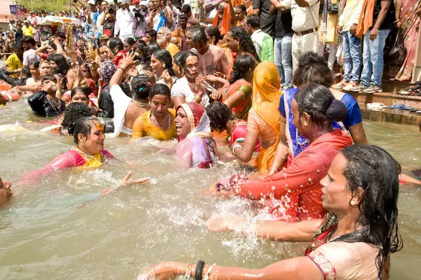 stock image Transgender bathing in kshipra river, madhya pradesh, india, asia 