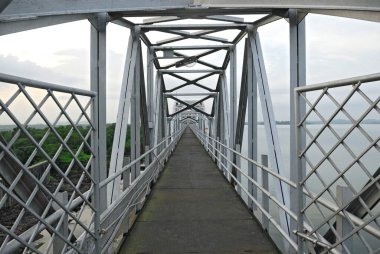 Tansa Gölü Barajı, Bombay Mumbai, Maharashtra, Hindistan  