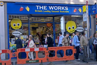 Camden kasaba pazarındaki Works Book mağazası; Londra; Birleşik Krallık İngiltere