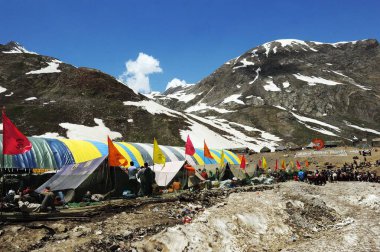 Pilgrim pabibal to panchtarni, amarnath yatra, Jammu Kashmir, Hindistan, Asya 