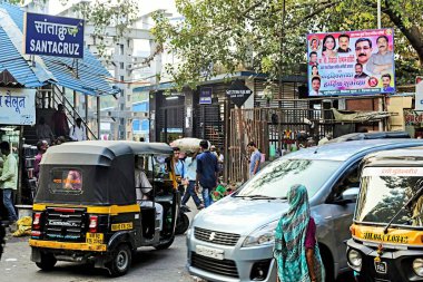 Santacruz Tren İstasyonu, Mumbai, Maharashtra, Hindistan, Asya 