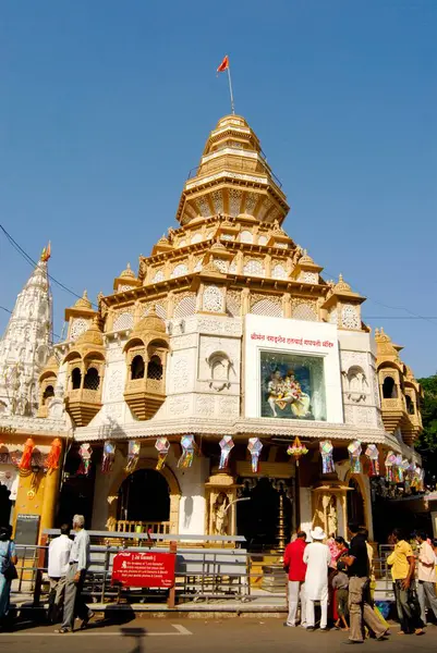Shreemant Dagdu Sheth Halwai Ganpati Tapınağı, Pune, Maharashtra, Hindistan 