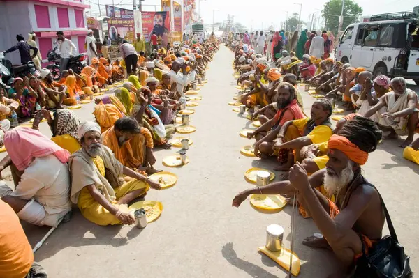 Kutsal Prasad, kumbh mela, madhya pradesh, Hindistan, Asya 