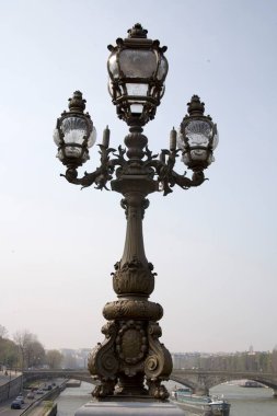 Köprü üzerindeki lamba Pont Alexander III, Paris, Fransa, Avrupa 