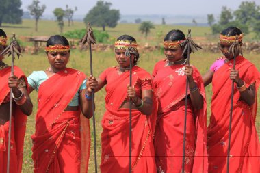 Bizon boynuz dansçıları, bastar, chhattisgarh, Hindistan, Asya 