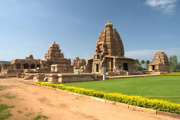 UNESCO Dünya Mirası Sitesi; Pattadakal 'daki tapınaklar; Karnataka; Hindistan