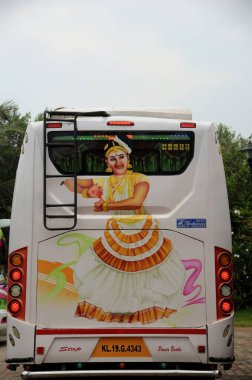 Otobüste klasik dans posteri, Kanyakumari, Tamil nadu, Hindistan, Asya 