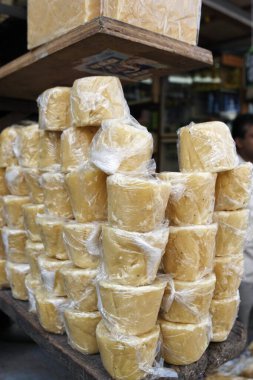 Pune mandal 'daki Jaggery Gud, Maharashtra, Hindistan  