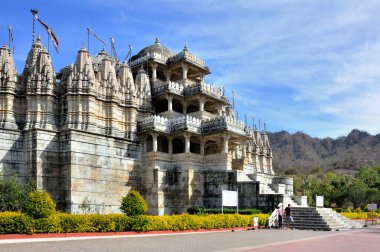 Hindistan Asya 'daki Ranakpur adinath jain tapınağı