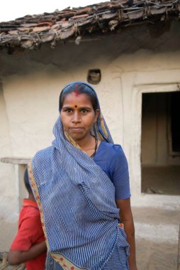 Kırsal kadın; Uttar Pradesh; Hindistan