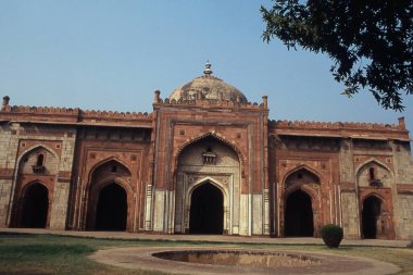 Qila-i-Kuhna Camii, Purana Qila, Yeni Delhi, Hindistan, Asya