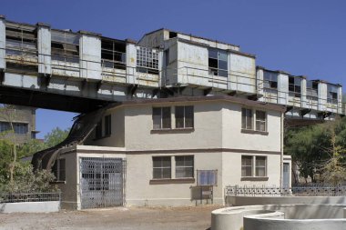 Hindistan Asya 'daki Poli Radyo Terapisi Jamnagar Gujarat Enstitüsü