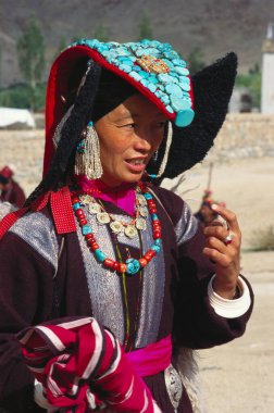 Ladakhi kadın portresi geleneksel ladakh festivali, leh, ladakh, jammu ve kaşmir, Hindistan