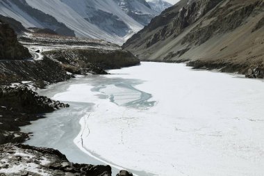 Donmuş nehir, chadar trek, ladakh, jammu ve kashmir, Hindistan, Asya