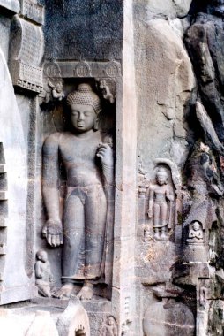 Duvara Buda heykelleri, Ajanta mağaraları, Aurangabad, Maharashtra, Hindistan