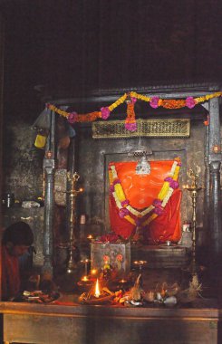 Budist Mağarası 7, Ganesh fili başı çeken tanrı Ashtavinayak, Lenyadri veya Ganesh lena grubu, taluka Junnar, bölge Pune, Maharashtra, Hindistan 
