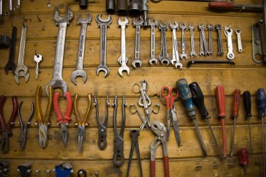 Duvardaki araçlar, Salzwedel, Almanya, Avrupa