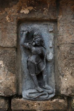 Mimarlık; chousath (64) yoginis tapınağı; Bhubaneswar; Orissa; Hindistan